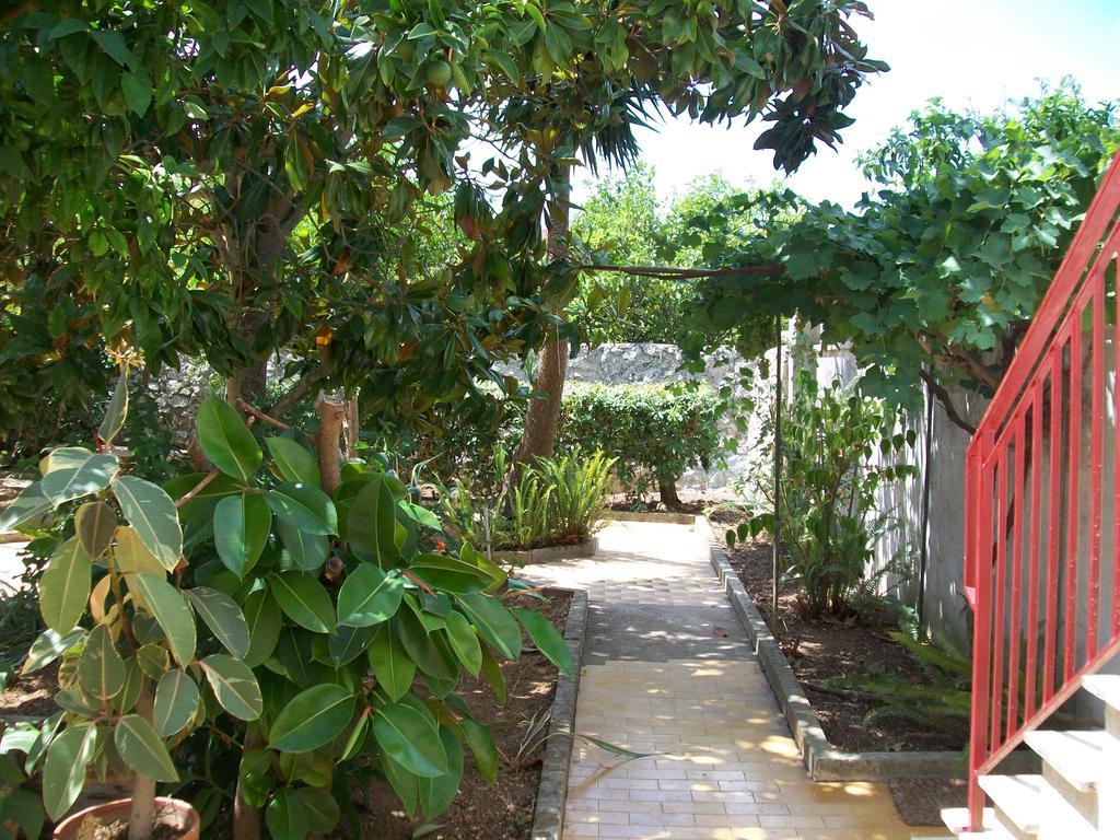 Vila Le Calle Vignacastrisi Exteriér fotografie